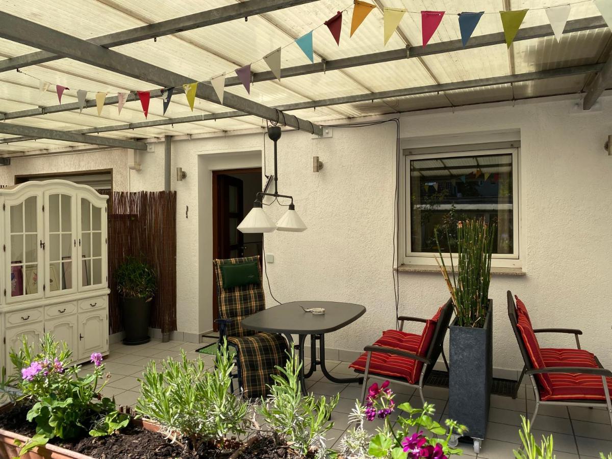 Home-Rose-Garden-Gaestehaus Kontaktloser Zugang Düsseldorf Dış mekan fotoğraf